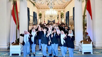 Siswa Diajak Masuk Istana, Program Baru Prabowo Fokus Edukasi Generasi Muda
