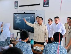 Tak Terima Periode Pemerintahannya Disebut Gelap, Prabowo: Matanya Buram